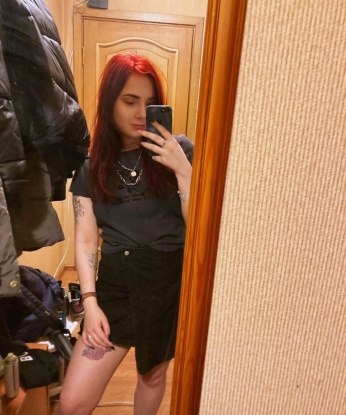 Я креативная, нежная и опытная индивидуалка из Москвы. Позволь мне окунуть тебя в океан страсти и наслаждения. Мои услуги нацелены на твое полное удовлетворение. Я знаю, как доставить тебе незабываемый опыт, удовлетворить все твои фантазии и желания. Со мной ты сможешь отдохнуть от повседневной рутины и погрузиться в мир наслаждения. Ты останешься в полном восторге от моих умений и нежных прикосновений. Обрати внимание на мои фото – они говорят больше чем тысяча слов. У меня есть отличные отзывы, подтверждающие мою профессиональность и индивидуальный подход к каждому клиенту. Жду твоего звонка. 💋+ФОТО 1004, 19 лет