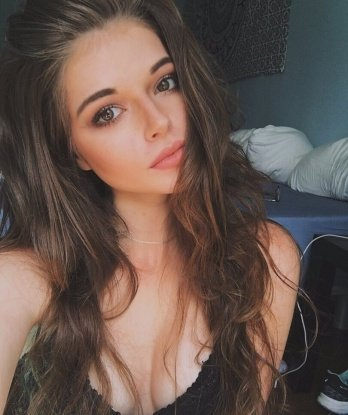 Сладкая девушка с огненной temperament ждет встречи с состоятельным джентльменом. Без лишних слов, опыта у меня предостаточно. Обещаю захватывающие моменты и интимные удовольствия. 3488, 20 лет