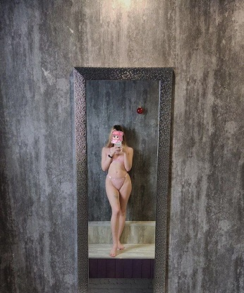 Пикантная и соблазнительная красотка приглашает в гости на незабываемое свидание. Горячий и страстный секс ждет тебя. Позволь себе немного беззаботности и удовольствия! 6194, 22 года