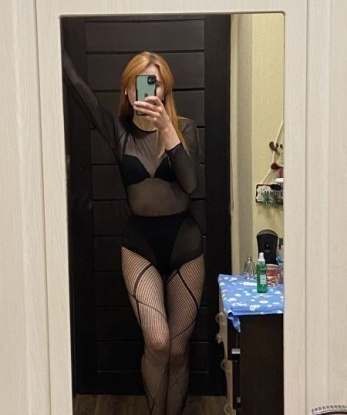 Молодая, страстная, игривая брюнетка ждет в гости состоятельного мужчину. Готова подарить незабываемые моменты наслаждения и удовольствия. Со мной ты почувствуешь себя желанным и живым! 6647, 23 года